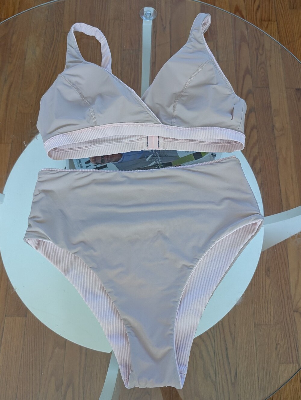 Lululemon Clear Waters Bikini Top & High Rise Bottom Set Landscape light pink - Picture 8 of 16